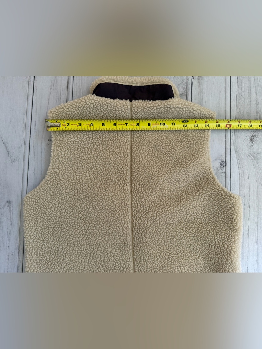 Kids Patagonia Retro-X 65619 tan purple Sherpa fleece vest. Size youth XL - Picture 12 of 12